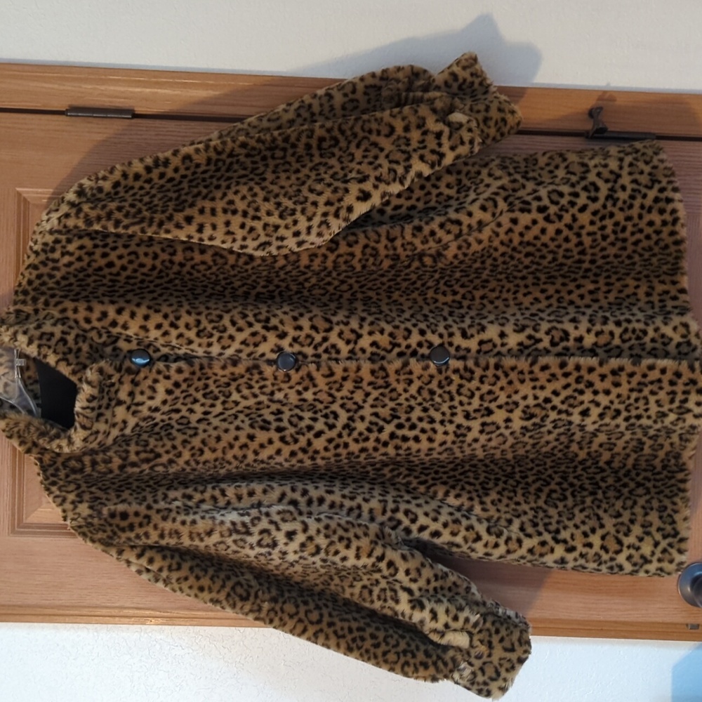 Blushe by Spiegel faux fur leopard print coat